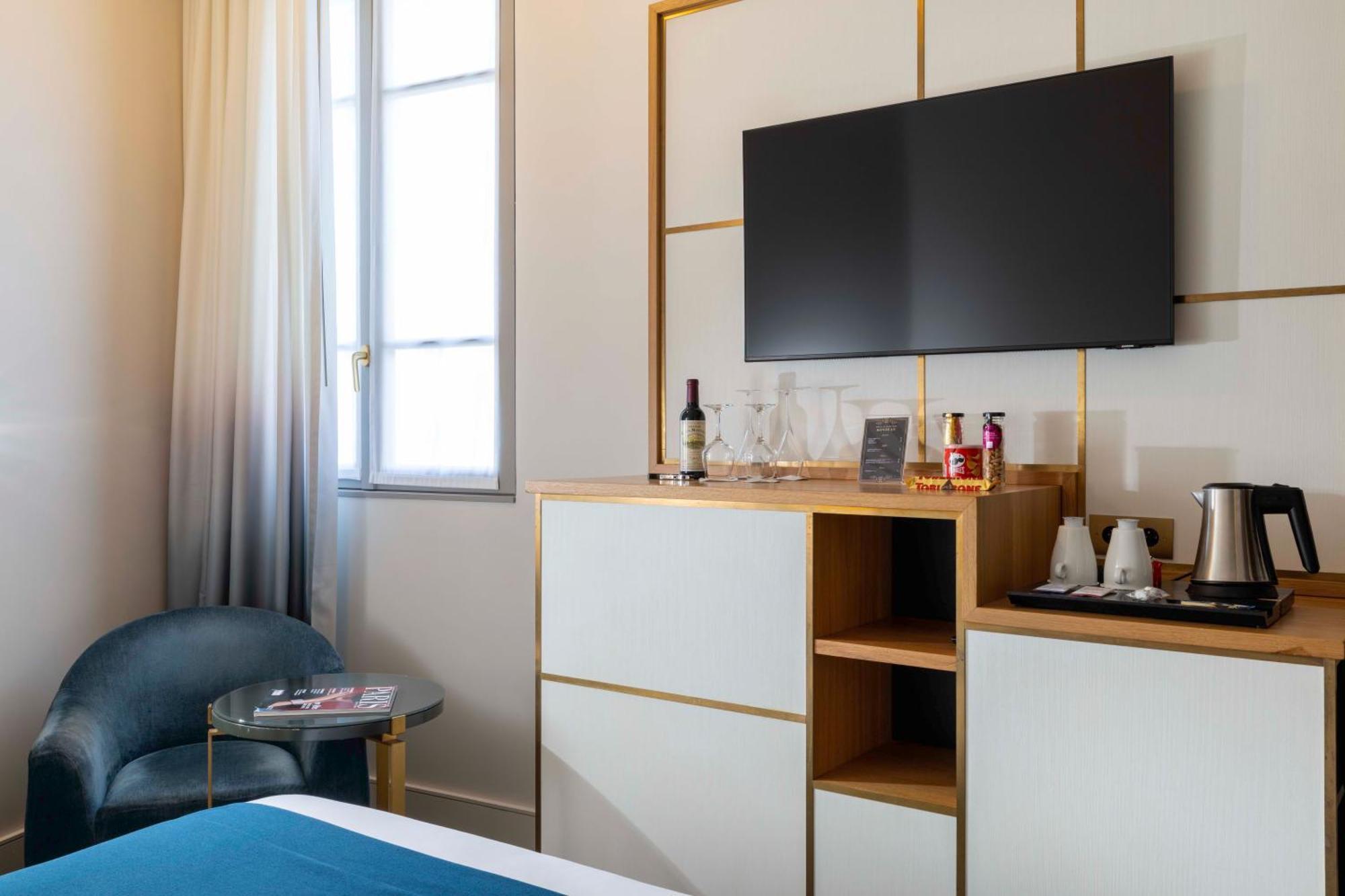 Hotel Le Marianne Paris Dış mekan fotoğraf